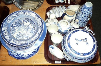 Lot 148 - Tray of blue and white pottery and five blue and white plates