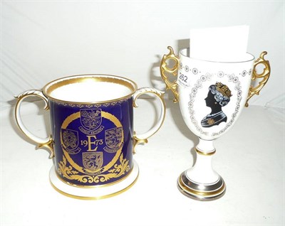 Lot 262 - E U Spode two-handled commemorative loving cup and a Coalport two-handled Elizabeth II 1977 Jubilee