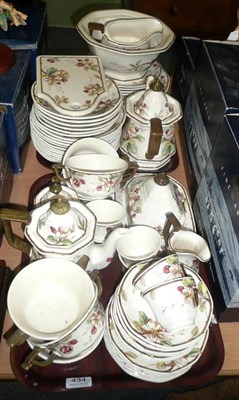 Lot 434 - A Villeroy & Boch 'Portabello' pattern dinner service