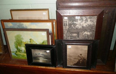 Lot 526 - Quantity of pictures and prints