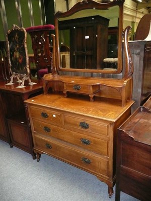 Lot 601 - Two oak dressing tables