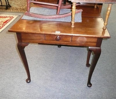 Lot 615 - Mahogany tea table with single drawer