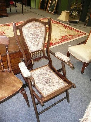 Lot 632 - Early 20th century steamer chair