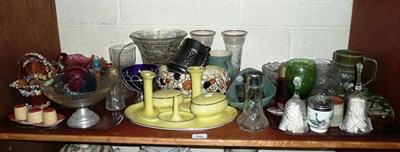 Lot 296 - Quantity of assorted china and glassware