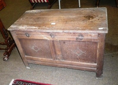 Lot 440 - 19th century oak coffer