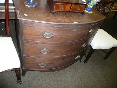 Lot 490 - 19th century mahogany bow fronted three height chest of drawers