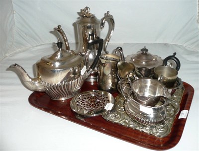 Lot 17 - A quantity of electroplate including tea and coffee wares, a tray etc