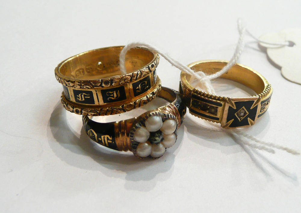 Lot 81 - Two 18ct gold mourning rings and a 15ct gold mourning ring (all a.f.) (3)