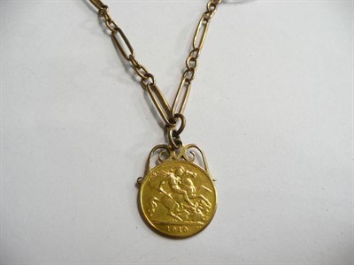 Lot 125 - Half sovereign pendant on a link chain
