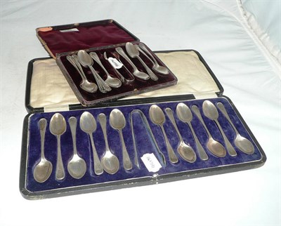 Lot 146 - Two sets of twelve silver teaspoons