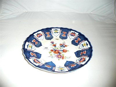 Lot 29 - Later decorated Meissen dish