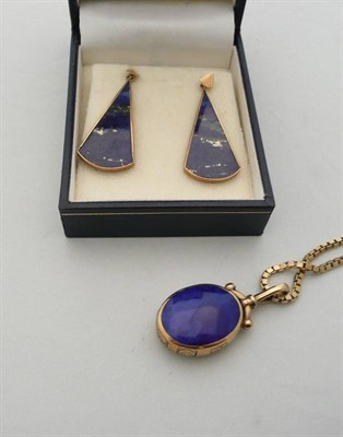 Lot 297 - A 9 carat gold box link necklet with a lapis lazuli and mother of pearl fob and a pair of lapis...