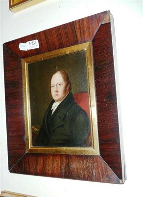 Lot 512 - Early 19th century framed oil on board portrait of a gentleman