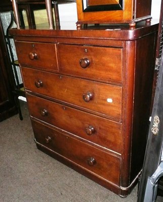 Lot 567 - Victorian mahogany bow fronted chest