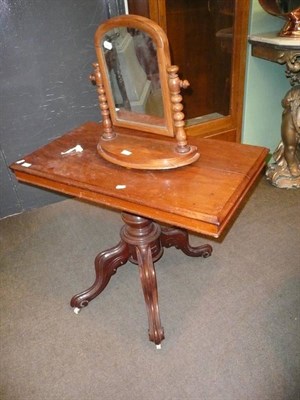 Lot 578 - Victorian mahogany pedestal table and a small Victorian mahogany toilet mirror