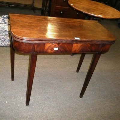 Lot 622 - A George III mahogany card table