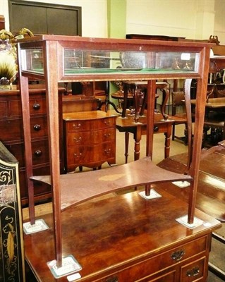 Lot 665 - Mahogany bijouterie table