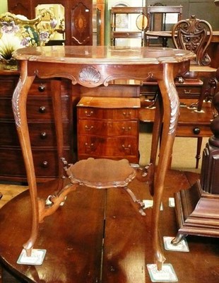 Lot 667 - An Edwardian window table