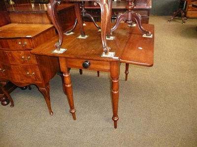 Lot 677 - A Victorian mahogany Pembroke table