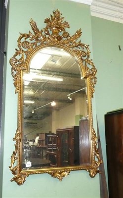 Lot 698 - 18th century-style gilt wall mirror