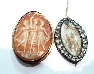 Lot 67 - A 9ct gold cameo brooch and a Georgian ivory and paste memorial brooch (a.f.)