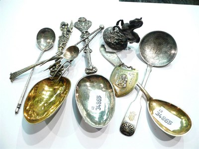 Lot 185 - Two Dutch silver and silver gilt spoons, five Continental spoons, a pair of pickle forks,...