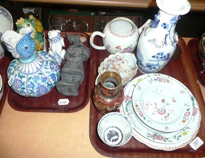 Lot 287 - Two trays of oriental porcelain including an Isnic ewer, Chinese teapot, tilework lion dog, plates