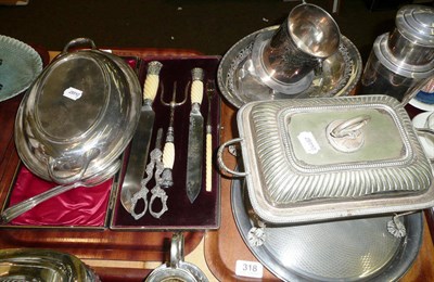 Lot 318 - Plated items comprising, Art Deco cocktail shaker, entree dish, another on stand, fruit stand,...