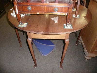 Lot 510 - A mahogany drop-leaf table, a balloon-back dining chair and a kitchen chair