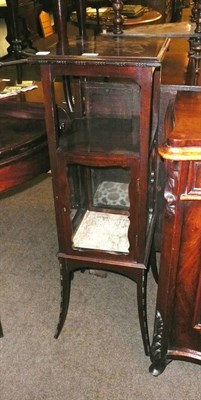 Lot 537 - Small display cabinet