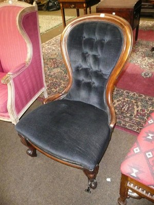 Lot 569 - Victorian mahogany upholstered chair