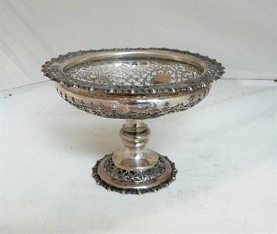 Lot 100 - A silver pierced tazza Sheffield 1906, James Dixon and Sons