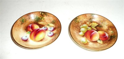 Lot 219 - 2 Worcester fruit painted dishes (one af)