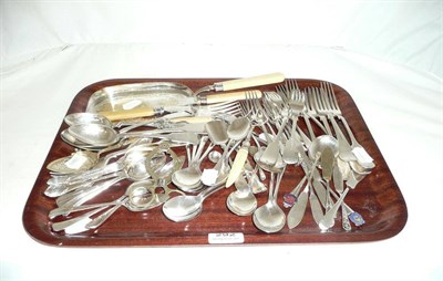 Lot 292 - A quantity of silver plated flatware