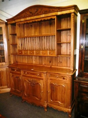 Lot 524 - Pine dresser and rack