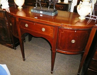 Lot 581 - Edwardian inlaid mahogany sideboard