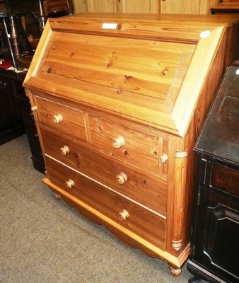 Lot 643 - Pine bureau with fitted interior