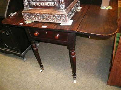 Lot 646 - 19th century mahogany Pembroke table with single drawer