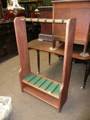 Lot 647 - Oak gun rack