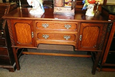 Lot 662 - 19th century mahogany sideboard