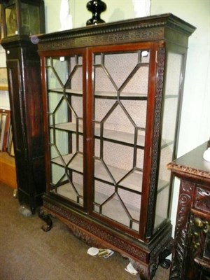 Lot 670 - Early 20th century mahogany astral glazed bookcase