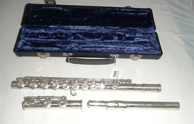 Lot 1096 - A Solid Silver M3S Flute by Gemeinhardt, Elkhart, Ind, serial number 628223, with cork lined...