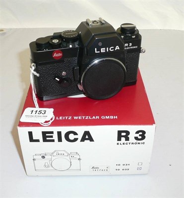 Lot 1153 - A Leica R3 Electronic Camera Body No.1477429, made in Portugal, in black, with passport, manual and