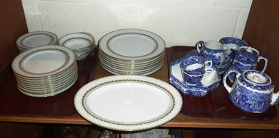 Lot 121 - A Noritake dinner set and a quantity of blue and white china