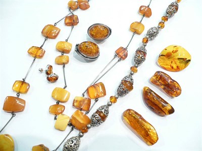 Lot 454 - Quantity of amber jewellery