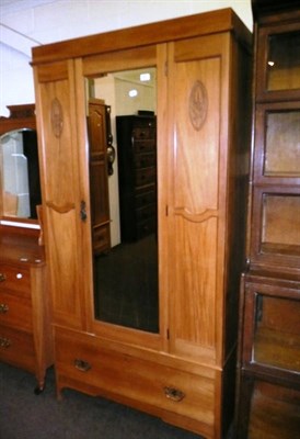 Lot 587 - Single wardrobe