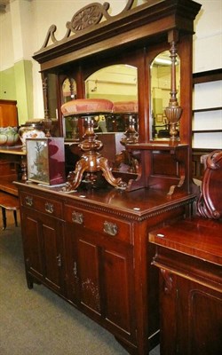 Lot 608 - Edwardian mirror-back sideboard