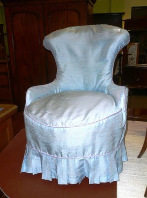 Lot 674 - Victorian tub chair and a prayer chair