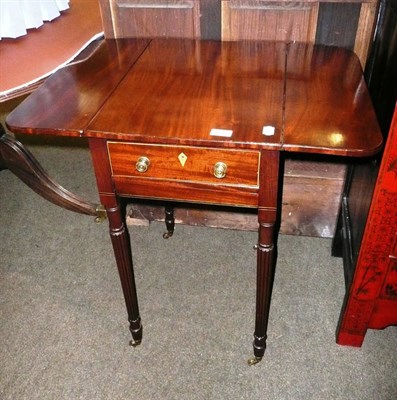 Lot 682 - 19th century mahogany Pembroke table