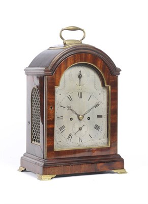 Lot 1350 - A Mahogany Striking Bracket Clock, circa 1810, the single pad top arched case with brass...